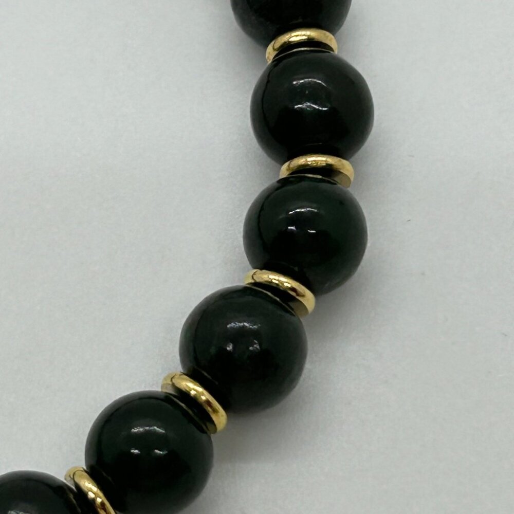 Vintage Forest Green Glass Beaded Bracelet Classic Gold-Tone Clasp Accents - Picture 6 of 15